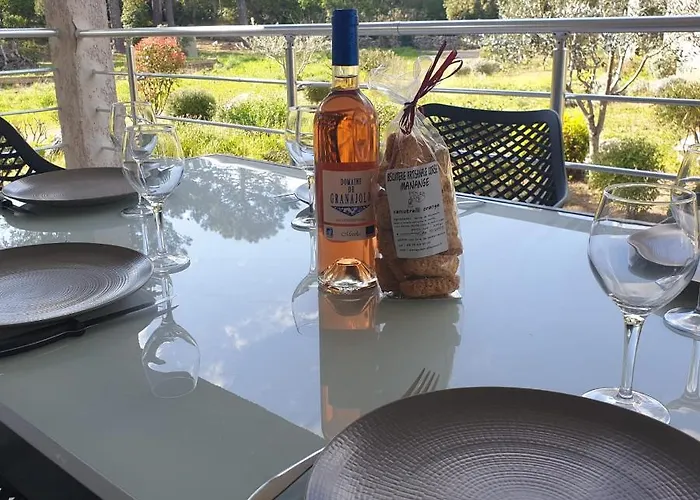 Salute 6 Pers 5 Min En Voiture *